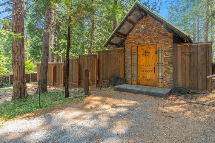 Property Photo: 5229 Mary Court CA 95726