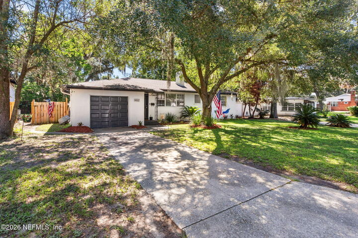 Property Photo:  1437 Somerville Road  FL 32207 