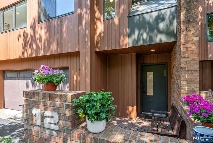 Property Photo:  12 Kira Lane  NJ 07631 