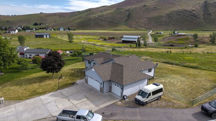Property Photo:  3220 Rodeo Road  MT 59803 
