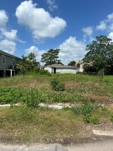 Property Photo:  5720 Wildair Drive  LA 70122 