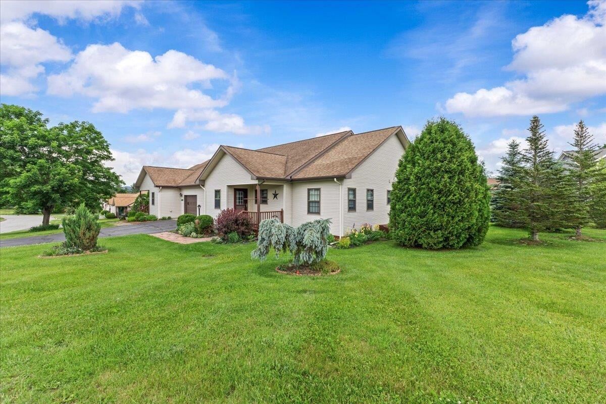 Property Photo:  55 Jersey Way  VT 05661 