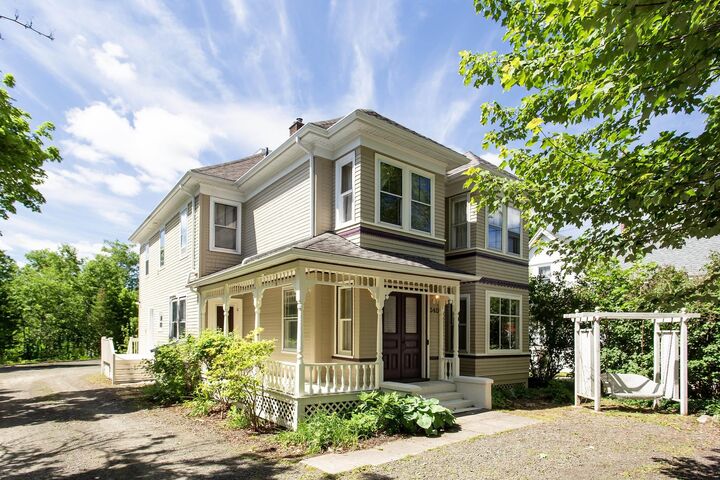 540 Main Street — photo 1