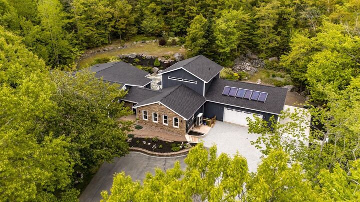 Property Photo: 5 Confederation Avenue NS B2T 1N1