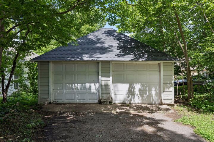 Property Photo:  615 2nd Street E  MN 55057 