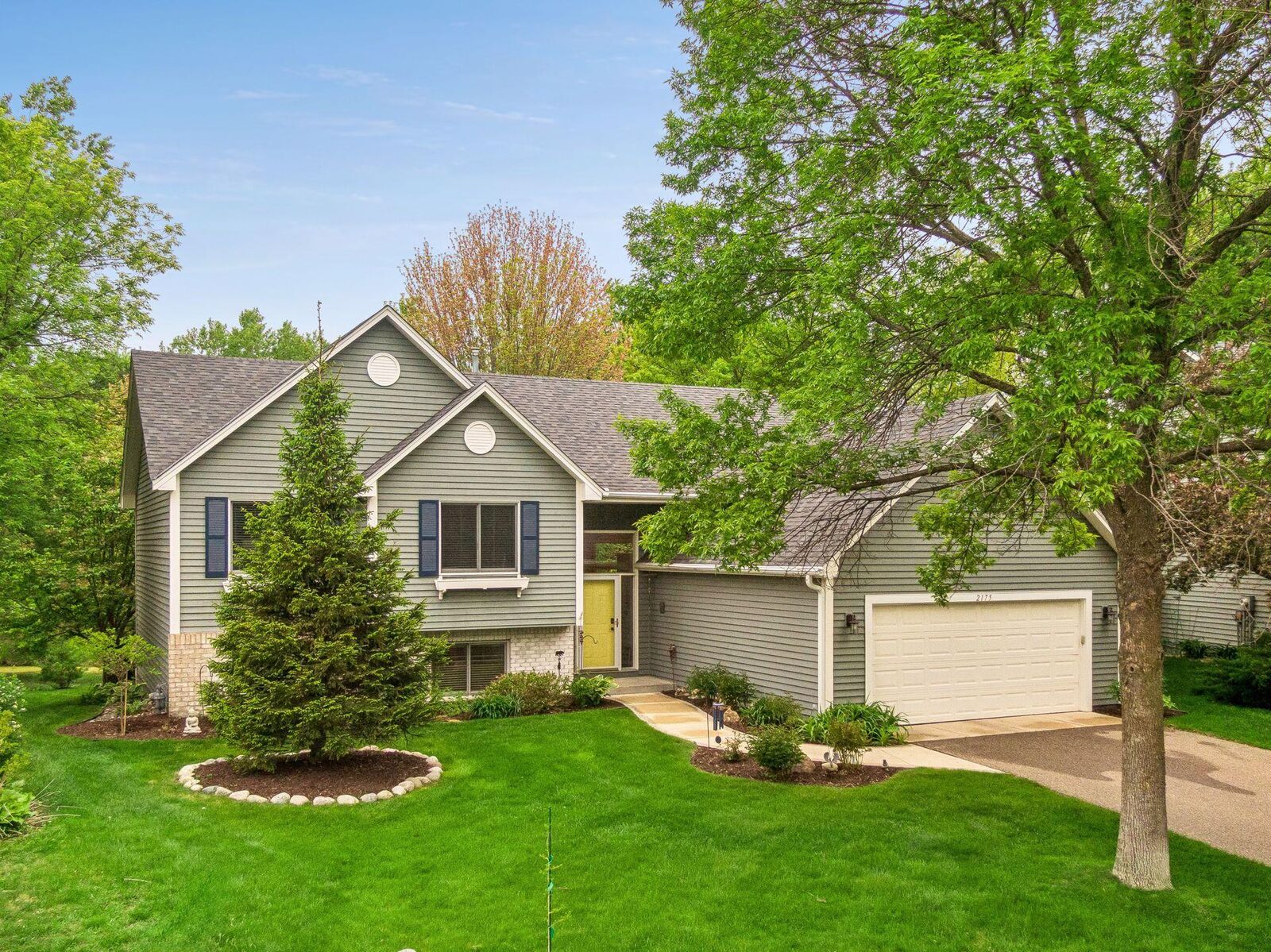 Property Photo:  2175 Yuma Lane N  MN 55447 