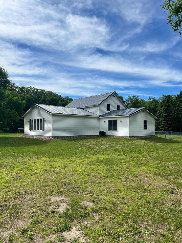 Property Photo:  62503 310th Street  MN 56482 
