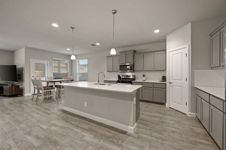 Property Photo: 1217 Southwark Drive TX 76247