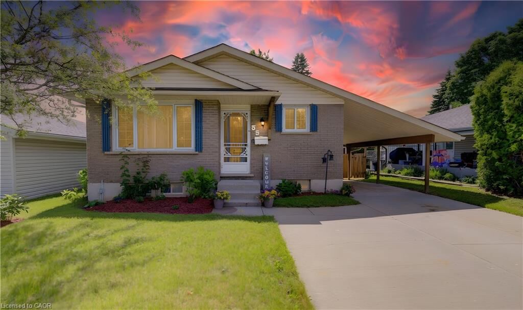Property Photo:  55 Southwood Drive  ON N2E 2E6 