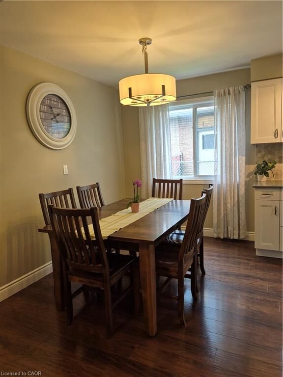 Property Photo:  384 Pioneer Drive  ON N2P 1K6 