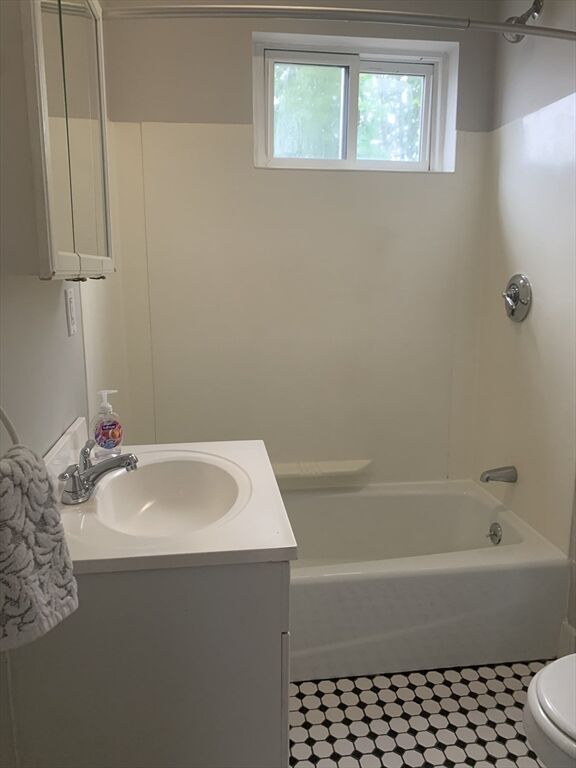 Property Photo: 176 Chestnut St 2 MA 02453
