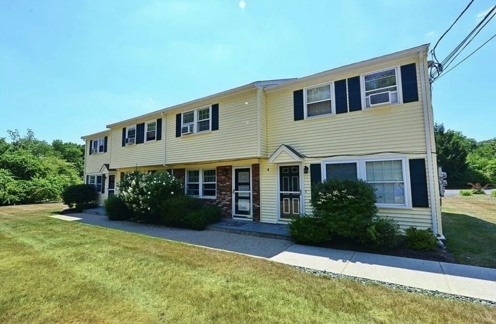 Property Photo: 4 George St 3 MA 02762