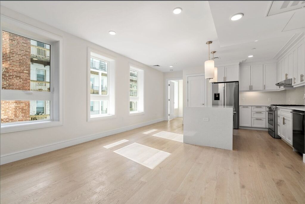 Property Photo:  301 Border St. 303  MA 02128 
