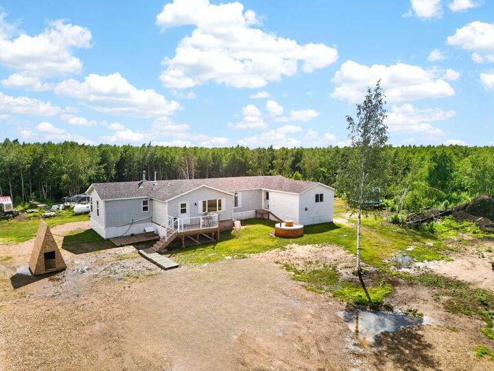 Property Photo: 14225 Township Road 1051A AB T0H 2H0
