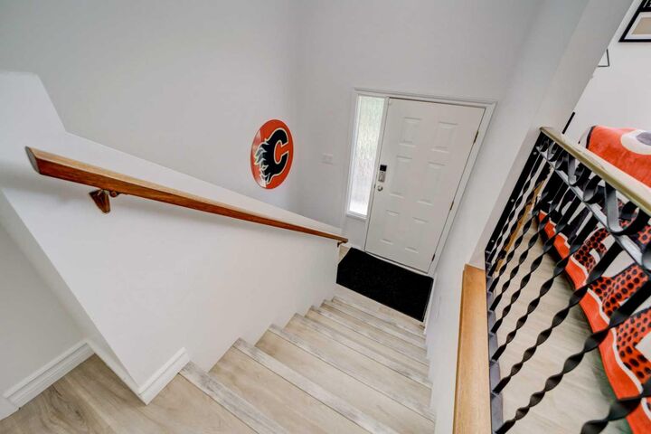 Property Photo: 1320 13 Street N AB T1H 2T9