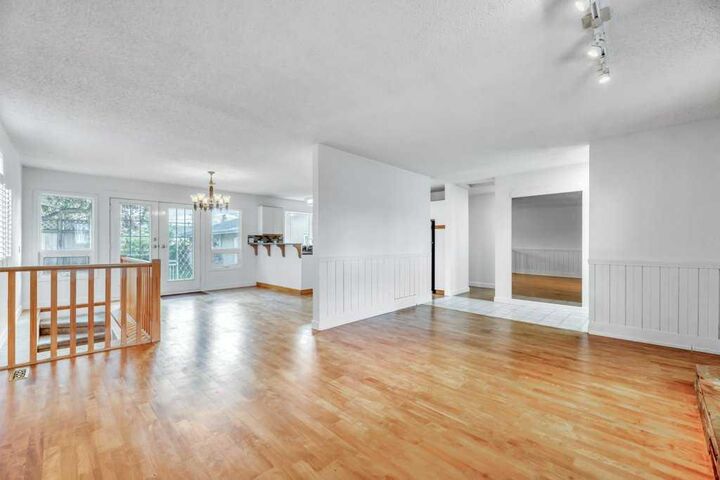 Photo de la propriété: 23 Penworth Crescent SE AB T2A 4C5