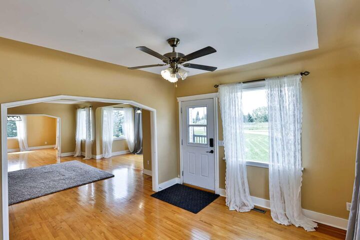 Property Photo:  12 Aspen Arbor  AB T0K 2S0 