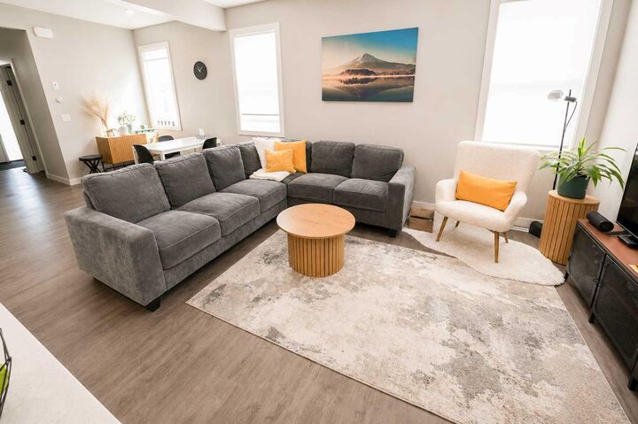 Photo de la propriété:  10227A 149 Avenue  AB T8X 0R8 