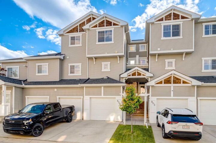 Property Photo: 281 Cougar Ridge Drive SW 804 AB T3H 0J3