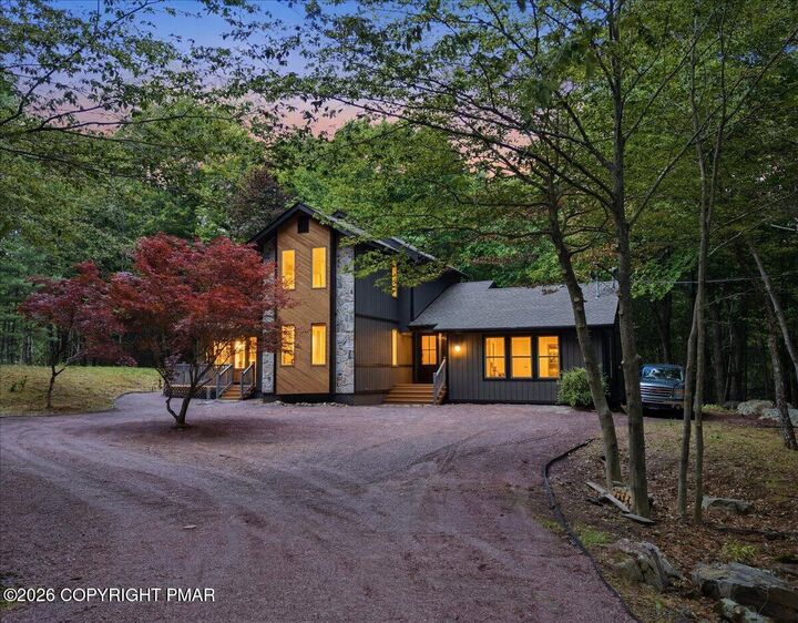 Property Photo: 4366 Skyline Drive PA 18325