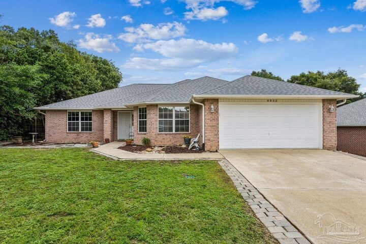 Property Photo:  4952 Timber Ridge Dr  FL 32571 