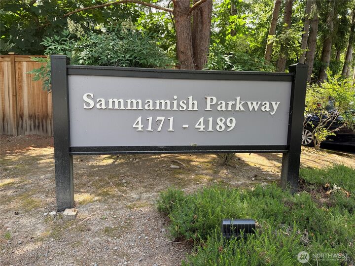 Property Photo:  4189 W Lake Sammimish Parkway SE B309  WA 98008 