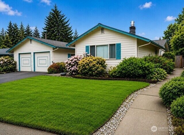 Property Photo:  4102  227th Place SW  WA 98043 