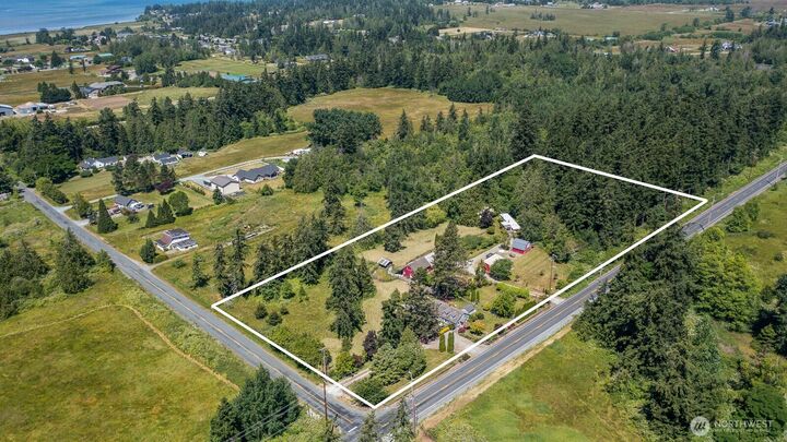 Property Photo: 11964 Farm To Market Road WA 98273