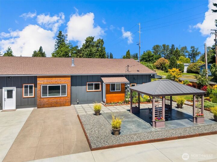 Property Photo:  3275  Bennett Drive  WA 98225 