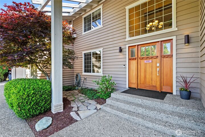 Property Photo: 19218 91st Avenue NE WA 98011