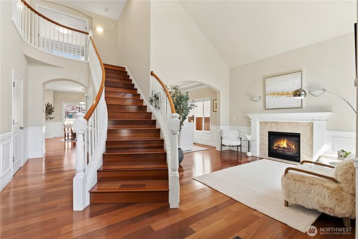 Property Photo:  16105  Northup Way  WA 98008 