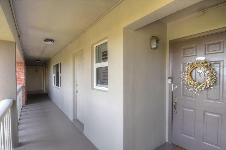 Property Photo:  3111 NE 51st Street 405C  FL 33308 