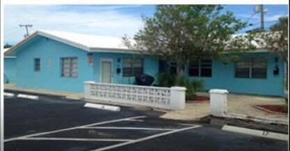 Property Photo: 1102 SE 3rd Street 3 FL 33441