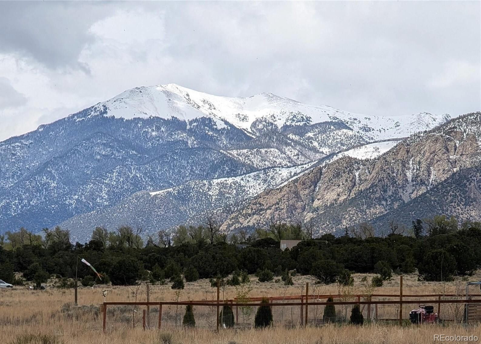 Property Photo: 2859 N Carefree Way CO 81131