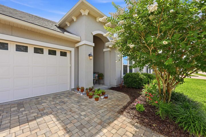 Property Photo:  540 Pescado Dr  FL 32095 