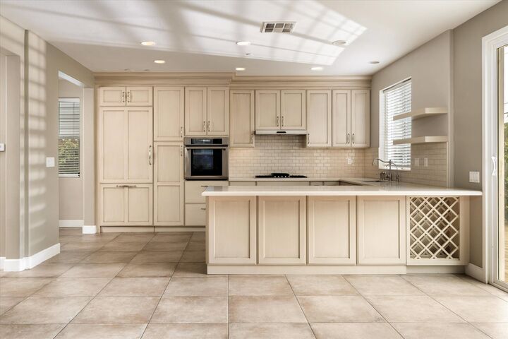 Property Photo: 1109 Calle Lagunitas CA 93013