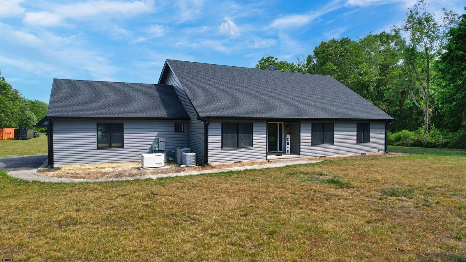 Property Photo:  811 Darmstadt Ave  NJ 08215 