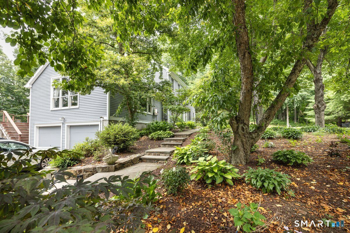 Property Photo:  17 Sweet Meadow Road  CT 06470 