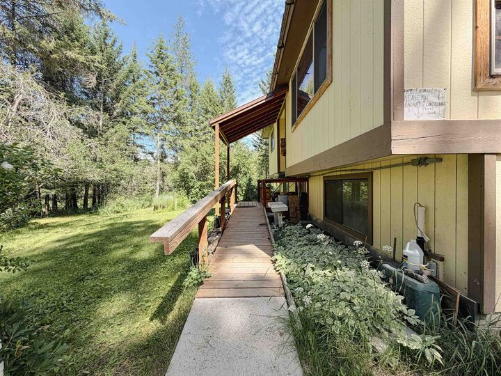 Property Photo: 3179 Church Rd WA 99181