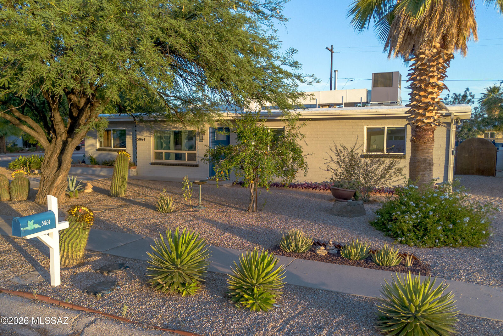 Property Photo: 5864 E Eastland Street AZ 85711