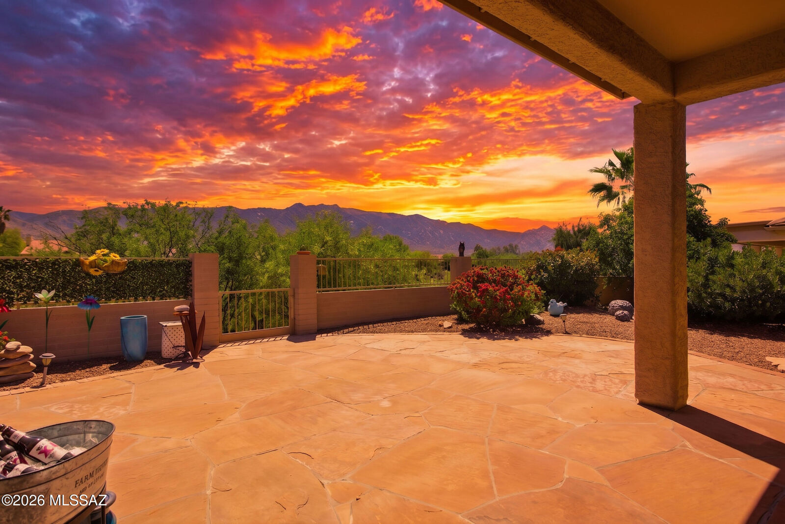 Property Photo:  37547 S Canyon Side Drive  AZ 85739 