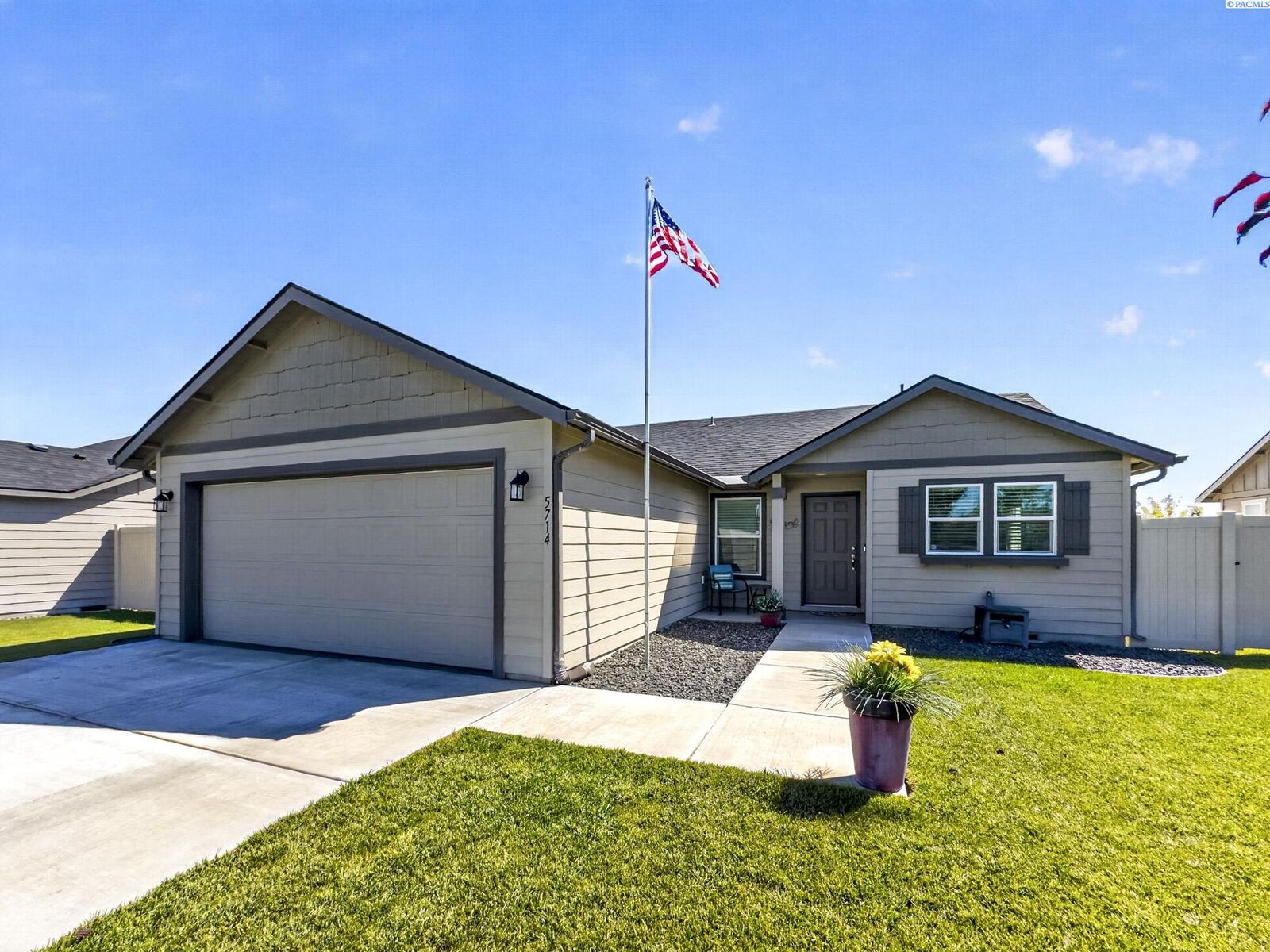 Property Photo:  5714 Chapel Hill Blvd  WA 99301 