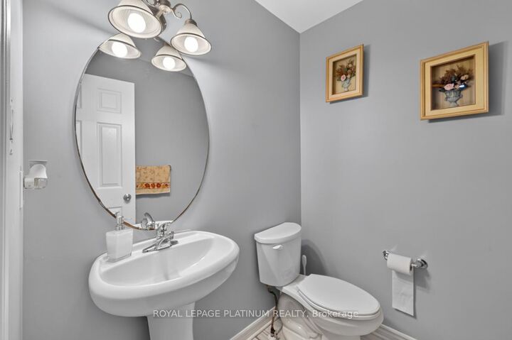 Property Photo: 442 Chelton Road ON N6M 0A6