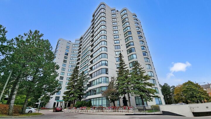 Property Photo: 120 Promenade Circle 212 ON L4J 7W9