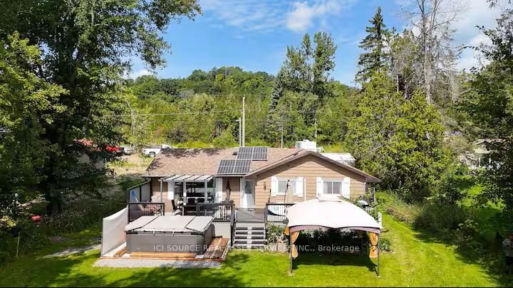 Property Photo: 106 Canal Lane ON K0K 2C0