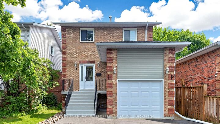 Property Photo:  17 Newlands Avenue  ON L4P 3T3 
