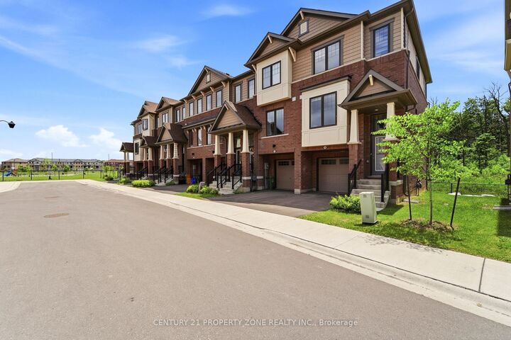 Photo de la propriété: 185 Bedrock Drive 36 ON L8J 0M5