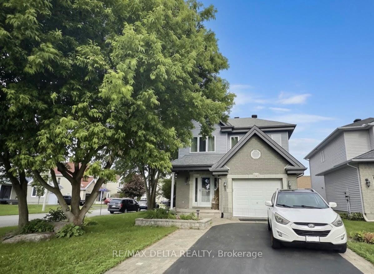 Property Photo: 202 Sandra Crescent ON K4K 1R9