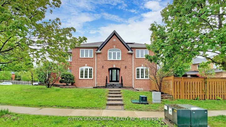 Property Photo: 470 Doubletree Lane ON L3X 2E9