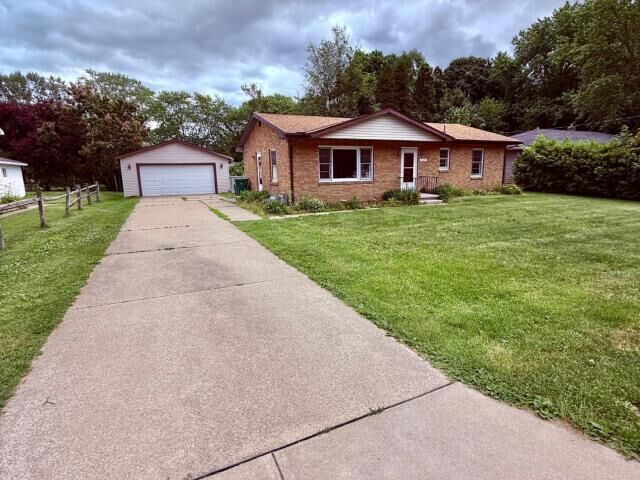 Property Photo:  3489 Birchard Dr  PA 16415 
